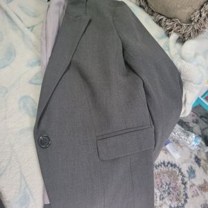 Ann Taylor womens blazer size 2p Brown beige jacket long sleeve wear to work ..